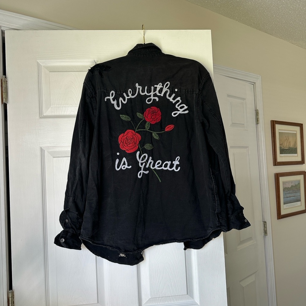 Distressed Black Embroidered Jacket "Everything is Great" with Red Rose Motif M
